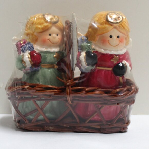 Set of Salt & Pepper Shaker Angels in a Basket in Original Package - Picture 1 of 8